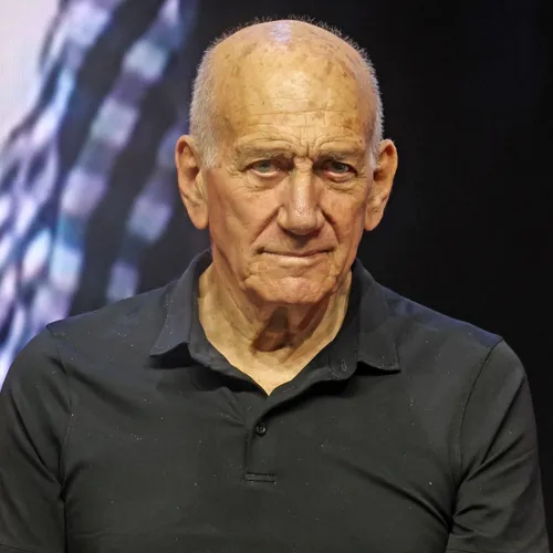 Israëlische oud-premier Olmert: 'Israël pleegt oorlogsmisdaden in Gaza'