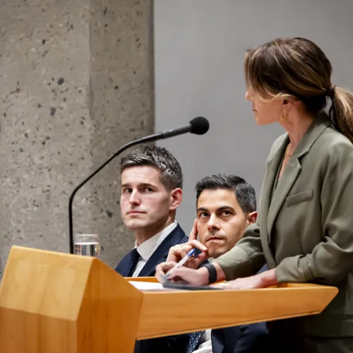 De politiek palavert over brandstofprijzen met subsidie of lagere BTW