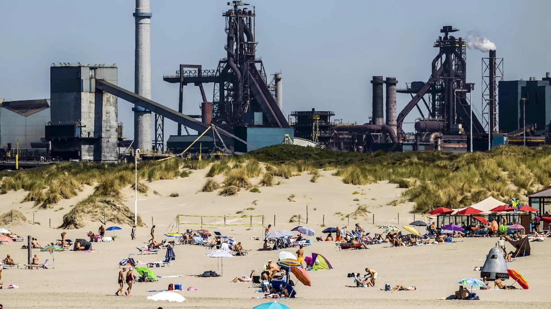 Afbeelding van Ploft Tata Steel uit elkaar of komt er een echt groene en innovatieve toekomst in IJmuiden?
