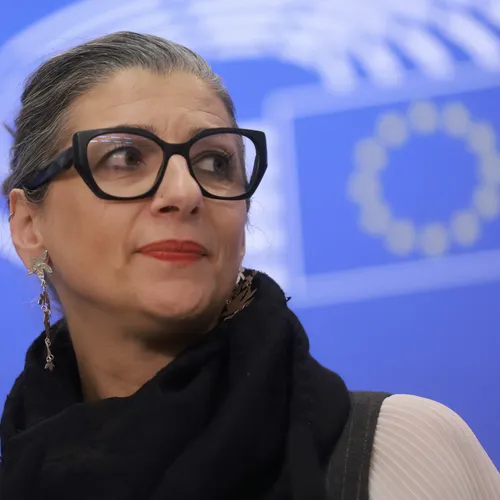 Rob Jetten, geef een duidelijk signaal af… nodig Francesca Albanese uit!