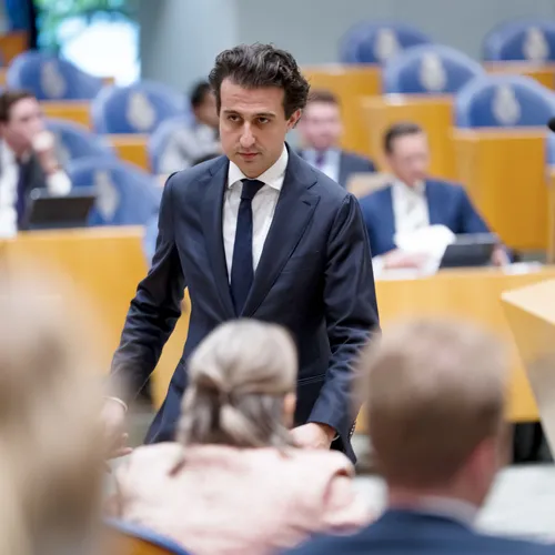 Waarom kritiek van Jesse Klaver wel zuur wordt genoemd, maar hetzelfde gedrag van rechts nooit