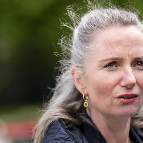 Dreigen met opstappen levert PVV’er niets op: Agema bijt in het stof in conflict met Heinen