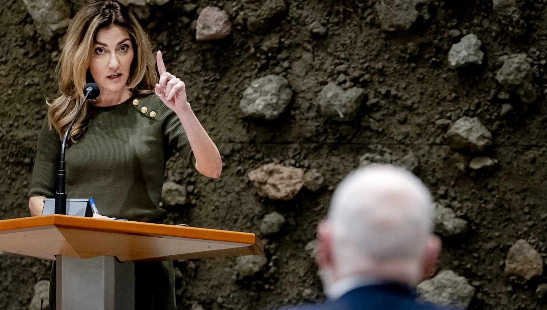 Afbeelding van Yesilgöz loog weer: PVV-kiezers komen niet bij PvdA vandaan, wel bij VVD