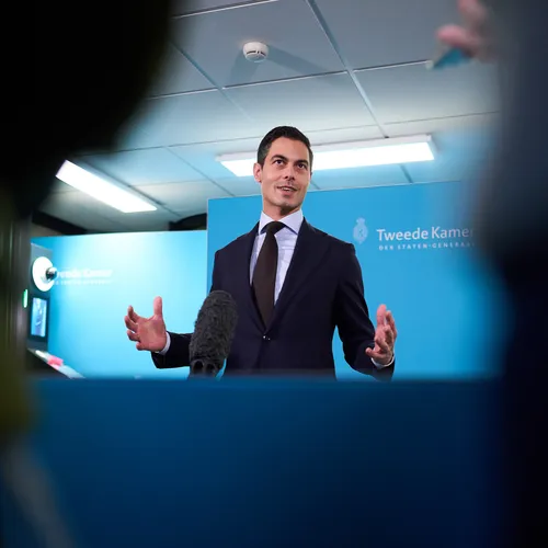 Van magere mannetjes naar machtige ministers