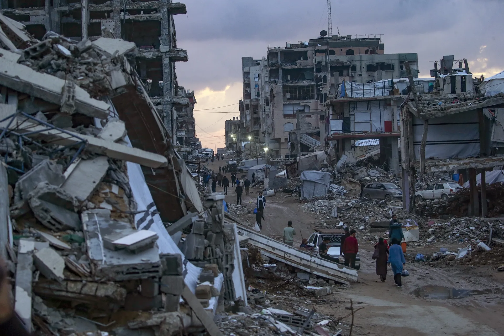 Is het gerechtvaardigd Israël als geheel genocidaal te noemen? - Joop - BNNVARA