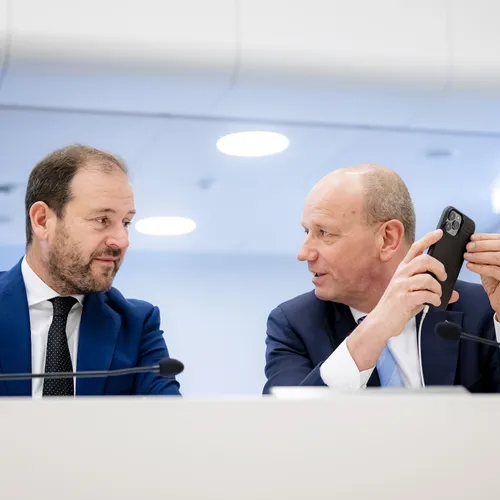 Asschers flutwerk kost de FNV tientallen duizenden euro’s per maand