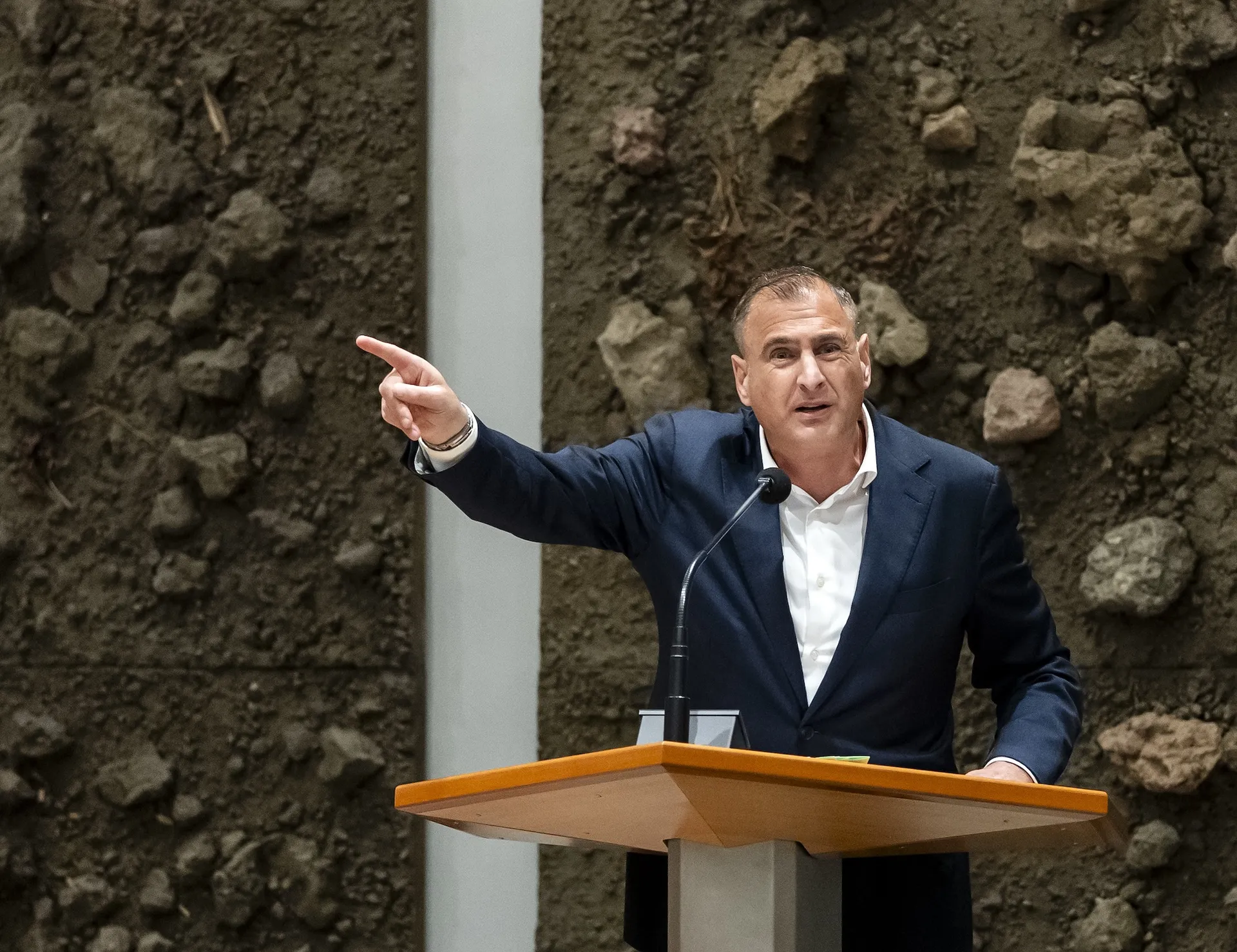 Palestijnen lijken voor Nederland vogelvrij - Joop - BNNVARA