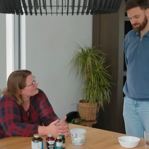 Kandidaat-raadslid FvD blijkt kwakzalver die kwetsbare kankerpatiënten chemotherapie ontraadt