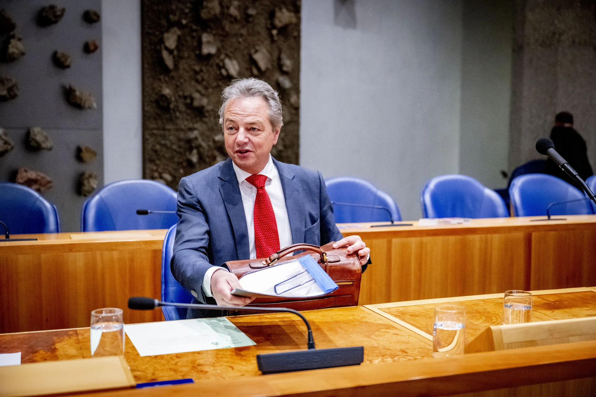 Afbeelding van Ultrarechts kabinet wil duurder ov en langere files