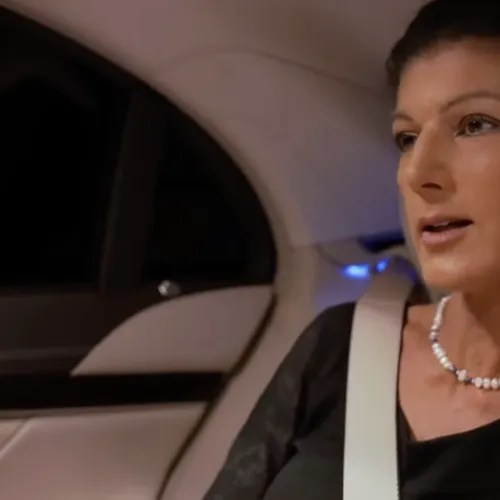 Duitse populiste Sahra Wagenknecht stapt op als leider van naar haar genoemde partij