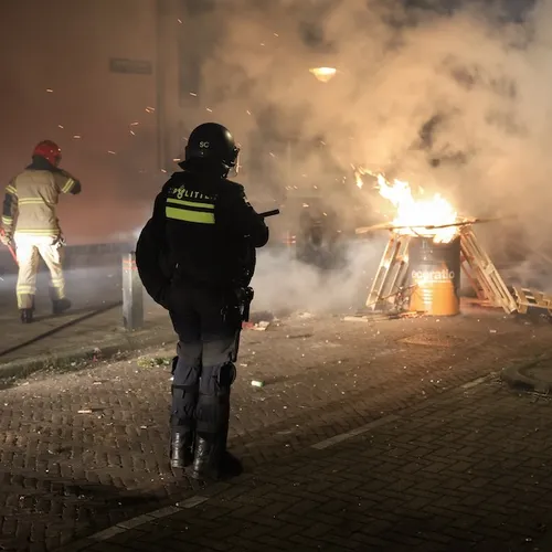 Het Oud&Nieuw-geweld is een gevolg van de toenemende ontmenselijking van onze samenleving