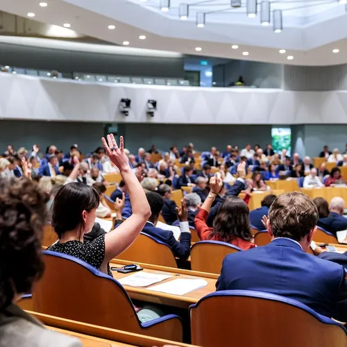 Zoveel domheid, de warmte moet Kamerleden naar het hoofd gestegen zijn