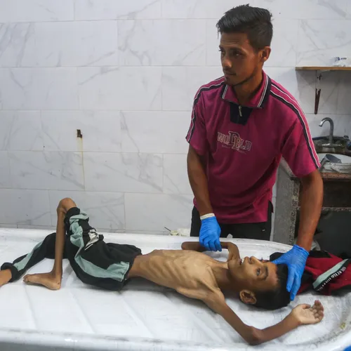 Honger en gebombardeerd in een 'veilige' zone in Gaza