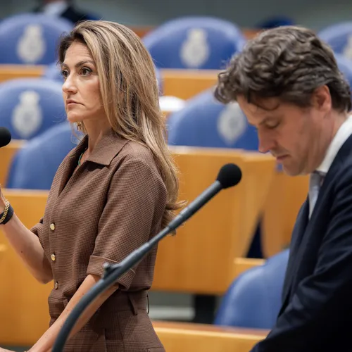 Helft VVD-kiezers geen vertrouwen meer in liegende populist Dilan Yeşilgöz