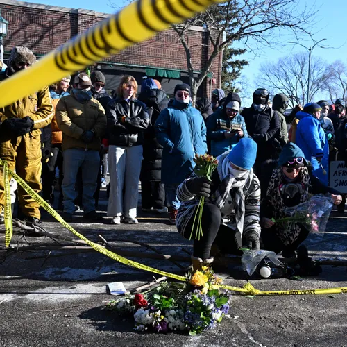 Als geweld normaal wordt: scrollen voorbij de democratie