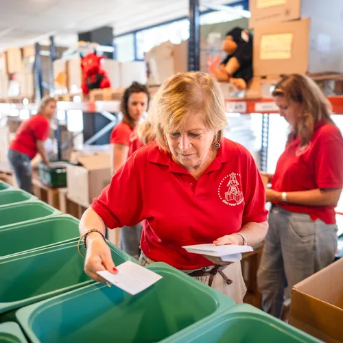 Voedselbank maakt zich zorgen over groeiende groep zzp’ers en AOW’ers in nood