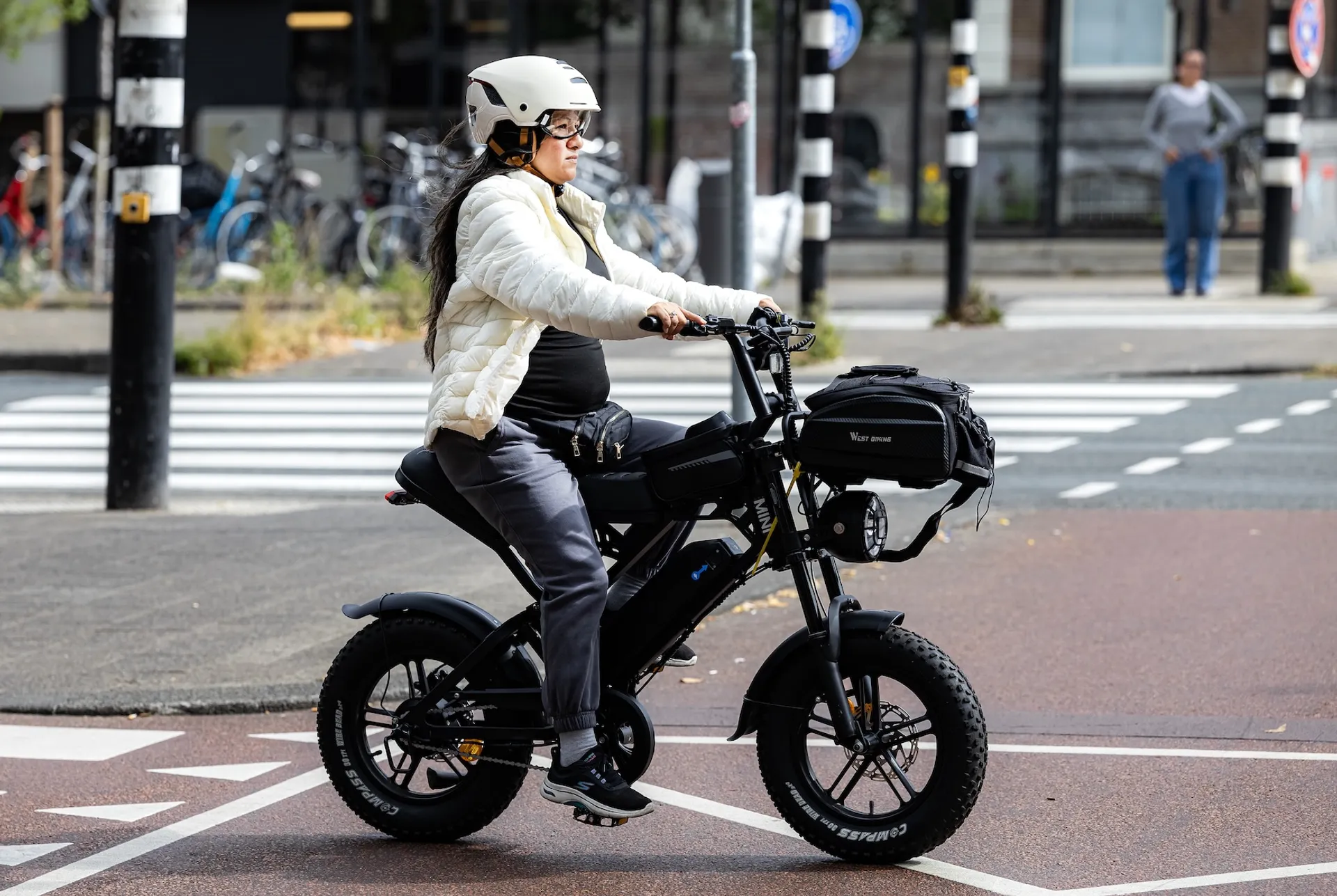 Afbeelding van Laf kabinet durft geen helmplicht voor alle fietsers in te voeren
