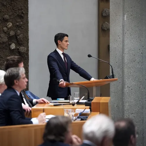 De meesterzetten van Jetten tegen Klaver én Yesilgöz