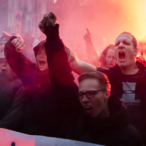 Achter de woede tegen asielopvang gaat een groot sociaal verlangen schuil