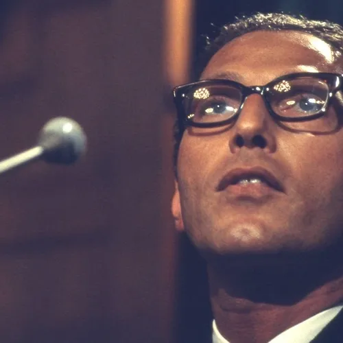 Tom Lehrer is overleden maar hij verdient meteen een wedergeboorte