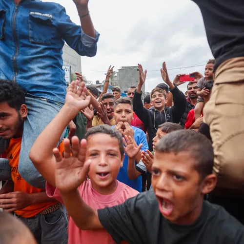 De familie van Salama in Gaza viert feest vanwege een eind aan de oorlog