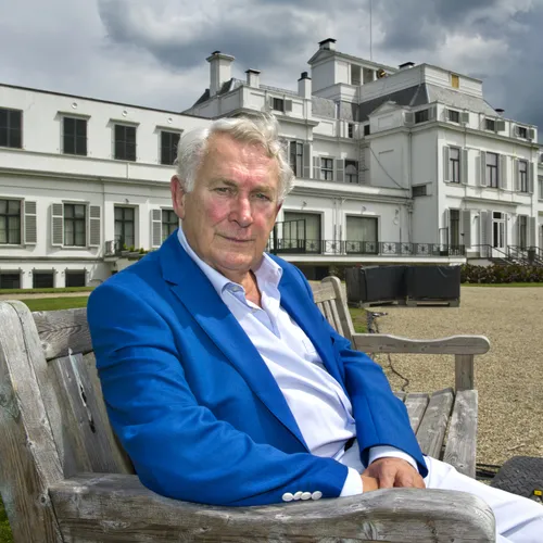 VARA-icoon Koos Postema (93) overleden