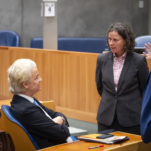 Burgemeester Venlo bedreigd na lastercampagne Wilders en Faber (PVV)