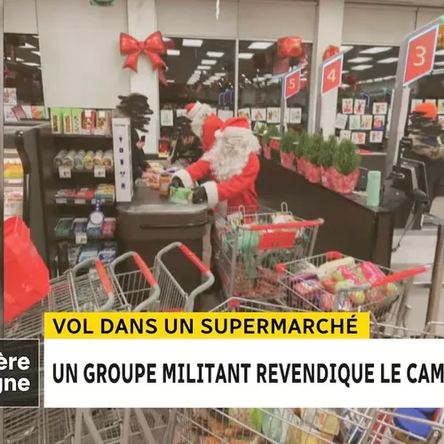 Kerstman en elfjes beroven supermarkt en verdelen buit onder de armen