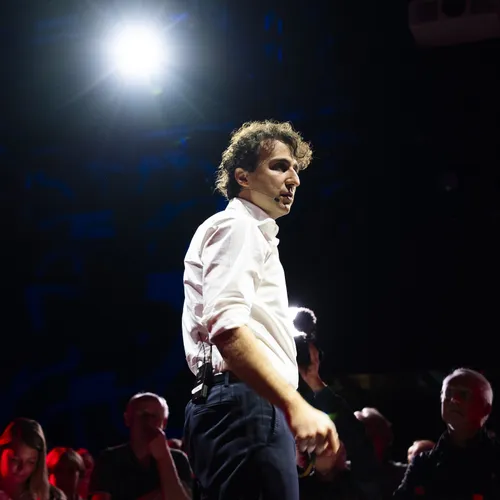 Ajax zakt weg, GroenLinks-PvdA ook. Tijd voor leiders die wél koers houden