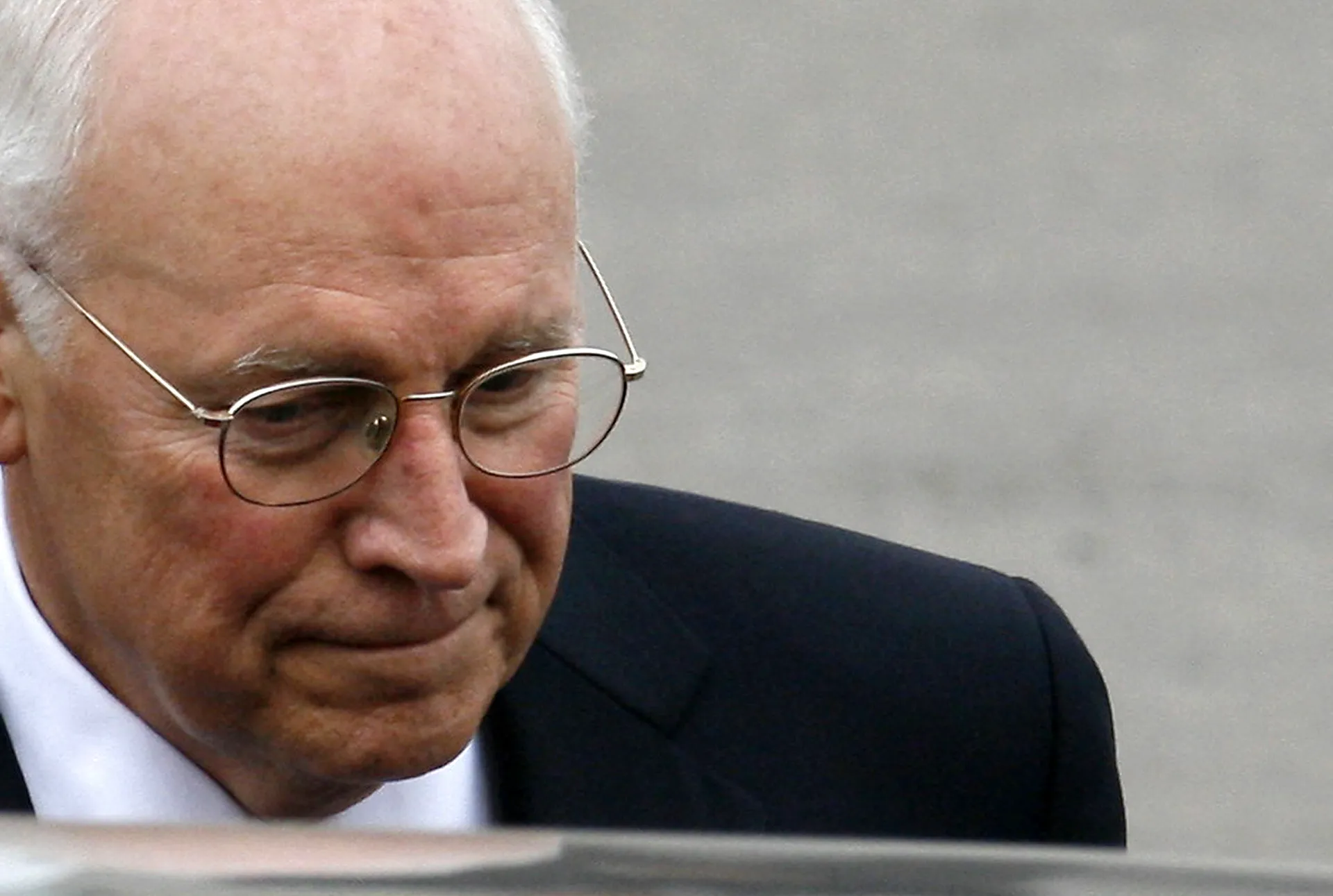 Afbeelding van Oorlogsmisdadiger Dick Cheney ontloopt veroordeling voor massamoord en marteling