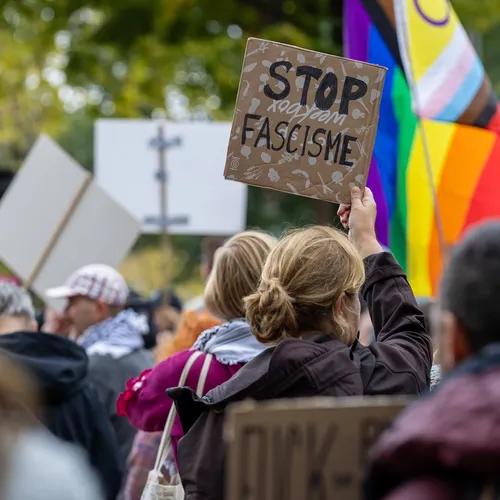 Kabinet-Jetten geeft toe aan rechtse wens om demonstratierecht in te perken