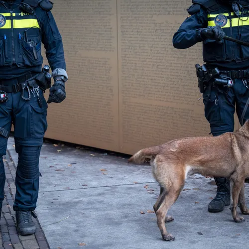 Politie werkt nog steeds met gemartelde honden