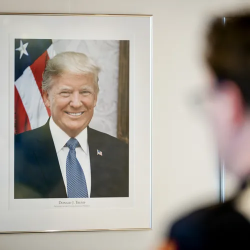Trump-regime blijft Europese universiteiten bestoken met fascistische vragenlijsten