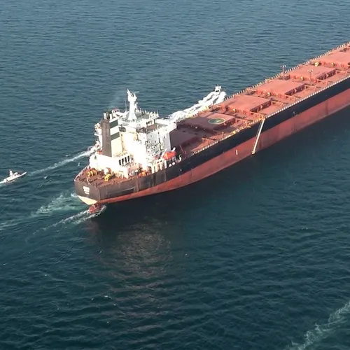 Iran laat schepen door Straat van Hormuz, Trump houdt Amerikaanse blokkade vol