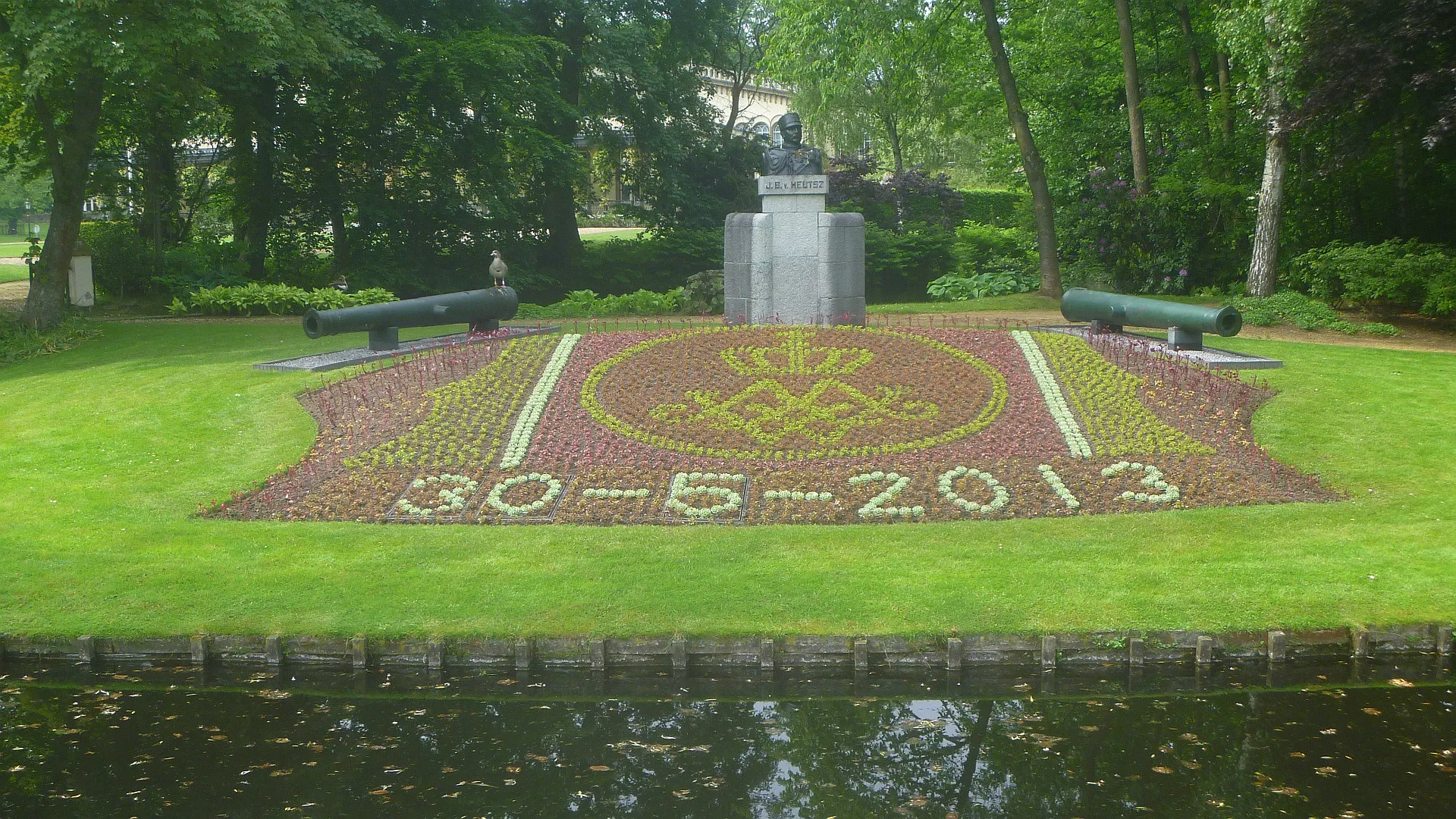 8893417276_579855c750_k