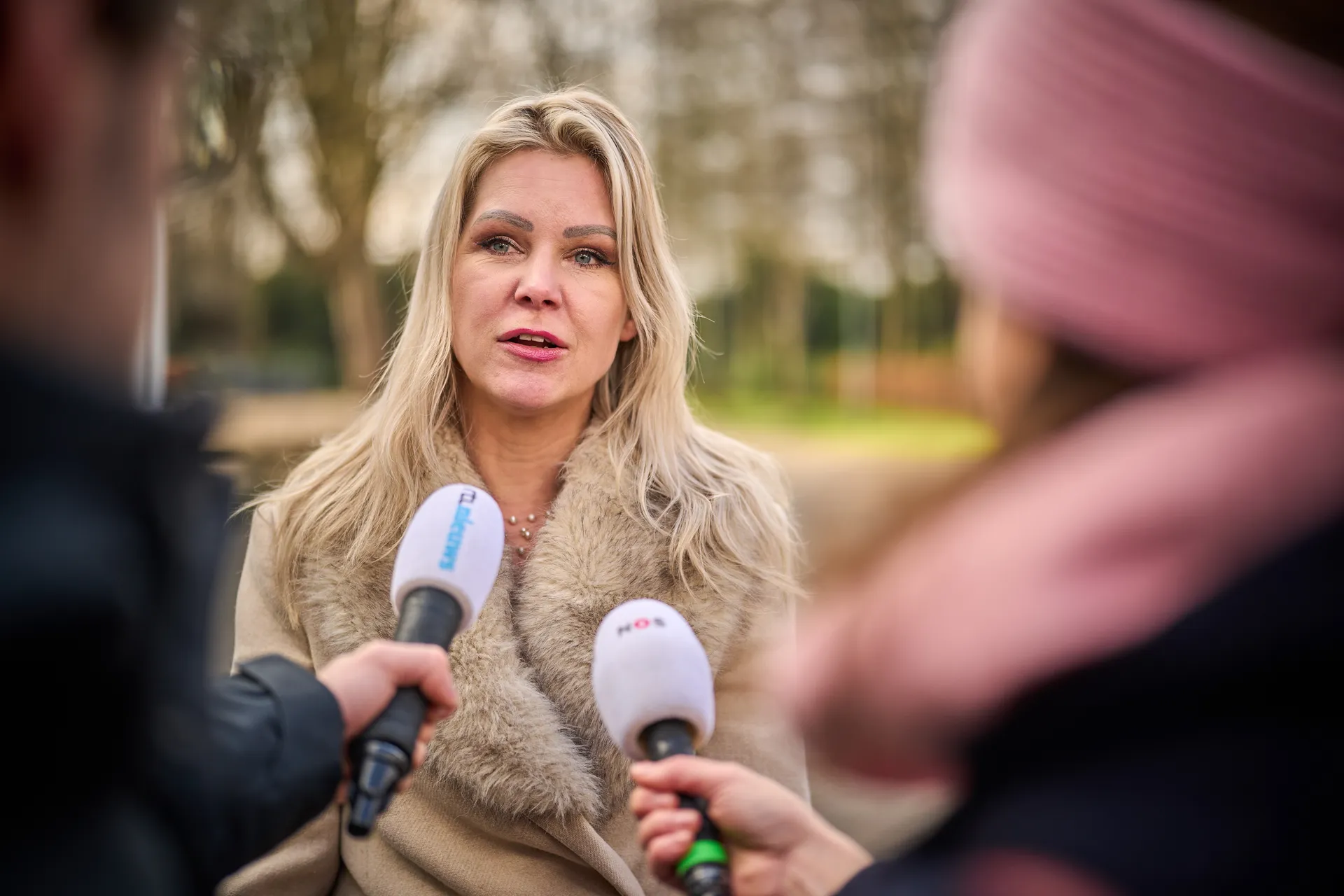Femke Wiersmaはルートファーバーを選択し、農民に再び誤った希望を与える-joop