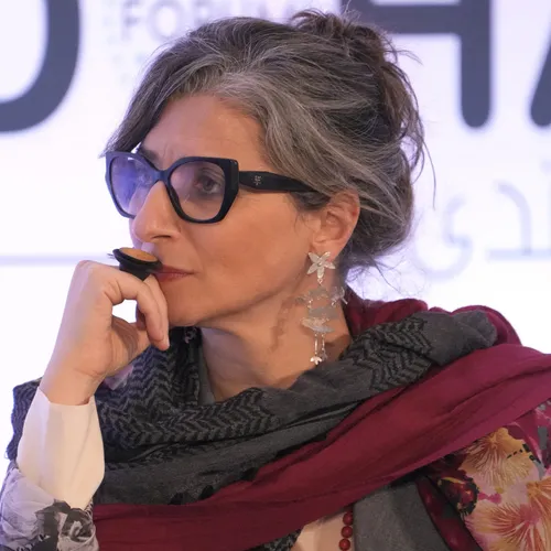 Franse minister en De Telegraaf besmeuren Francesca Albanese met gemanipuleerde video