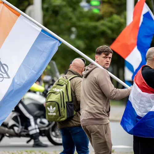 Vandaag zien we weer waar de door rechts gevoede polarisatie toe leidt