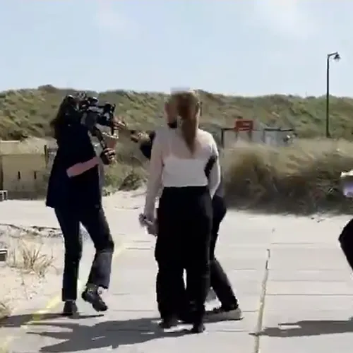 Oud-LPF-staatssecretaris trapt camera kapot en intimideert huurders