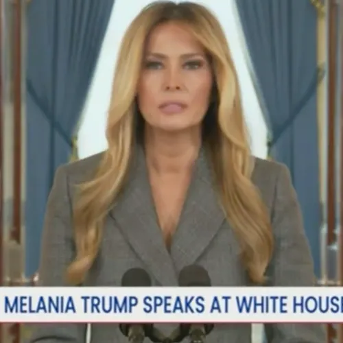 Melania Trump verlegt aandacht van Iran naar waar hij hoort: de Epstein-files