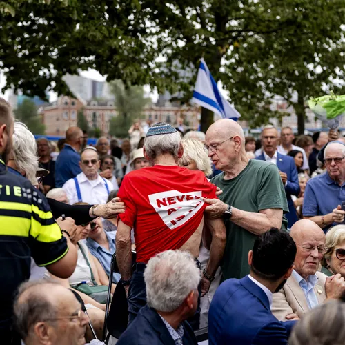 Wij moeten ophouden elkaar het spreken onmogelijk te maken