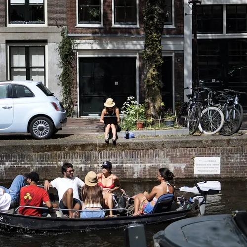 Nederlanders consumeren het meest van de hele Europese Unie, op Luxemburg na
