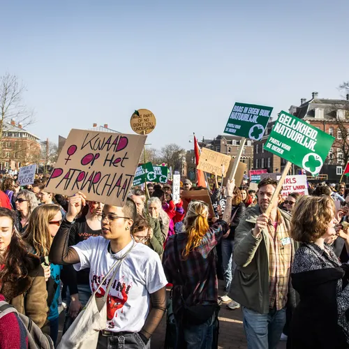 Tussen protest en provocatie: waarom we weer moeten leren hoe we het oneens zijn