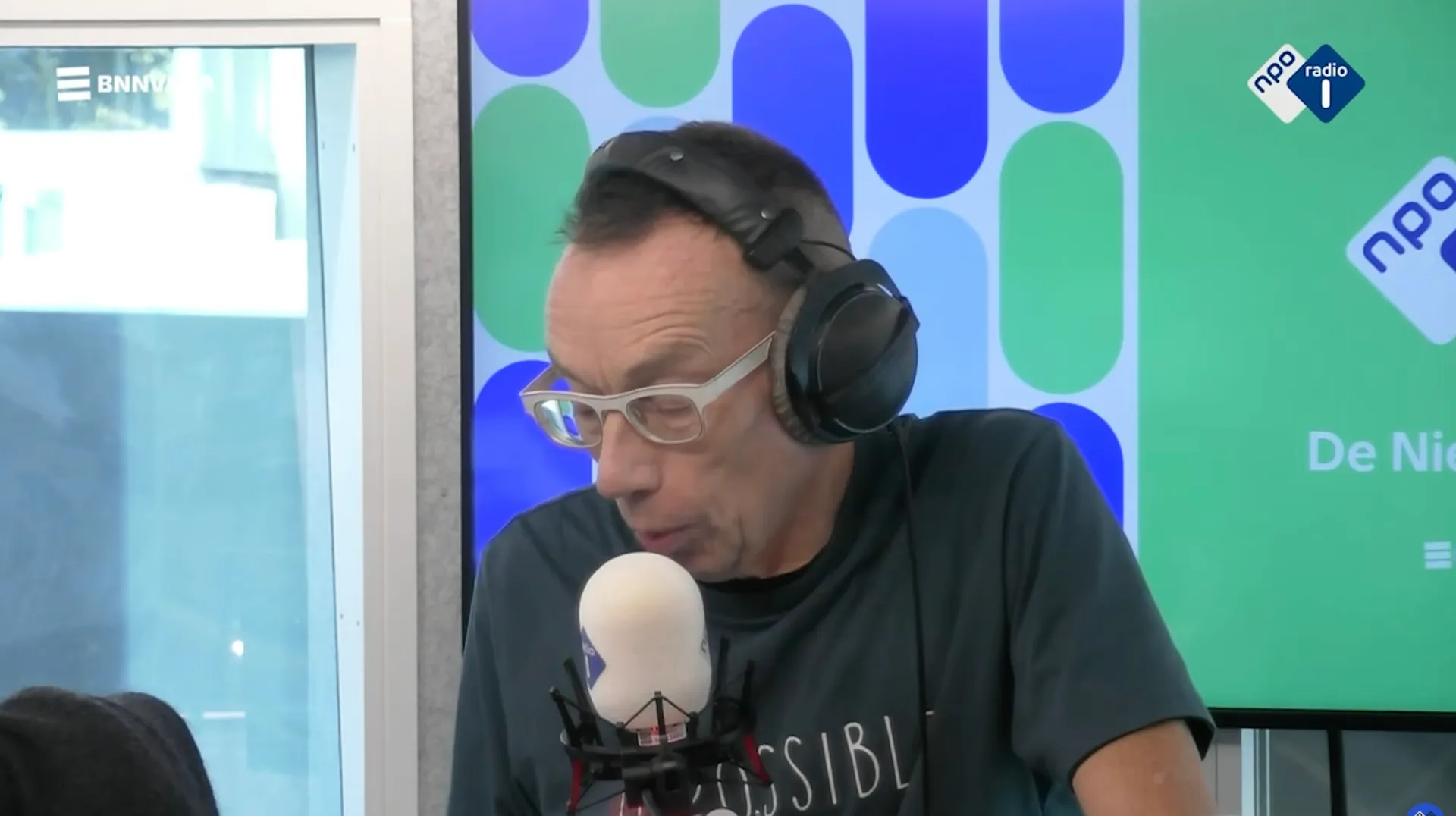 Afbeelding van ‘Wierd Duk slingert giftige meninkjes rechtstreeks vanuit zijn haperende prostaat de ether in’