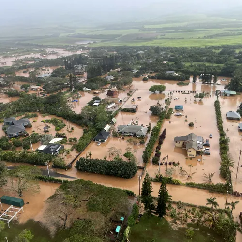 Klimaatcrisis: Hawaii overspoeld door ergste overstromingen in twintig jaar