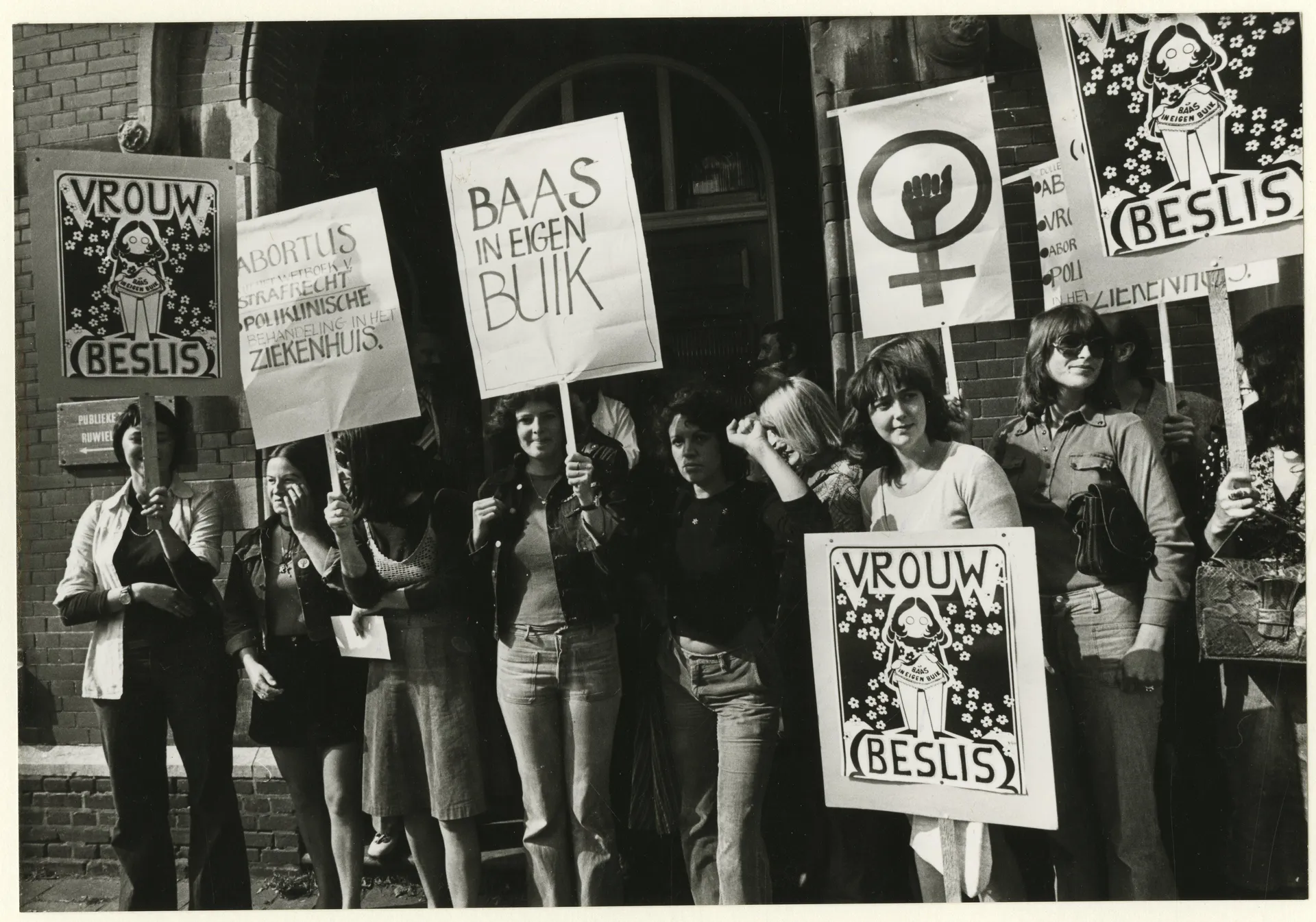 Afbeelding van Vrouwenrechten als kanarie in de koolmijn