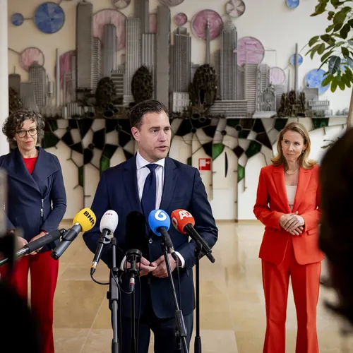 Kabinet-Jetten laat niet grote bedrijven maar startende ondernemers opdraaien voor energiecrisis