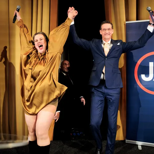 De rechtse droom van Dilan: na Geert, Pieter, Mona en Femke dan maar Joost