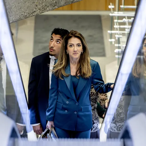 Yesilgöz moet weggepromoveerd worden als rechtse coalitie constructief wil samenwerken met GL-PvdA