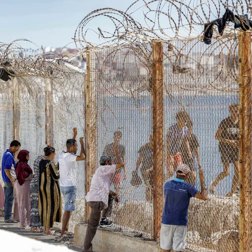 In Ceuta gaat de processie met Onze Lieve Vrouwe van Afrika gewoon door